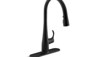 Kohler Simplice® Pull-down Kitchen Sink Faucet With Three-function Sprayhead