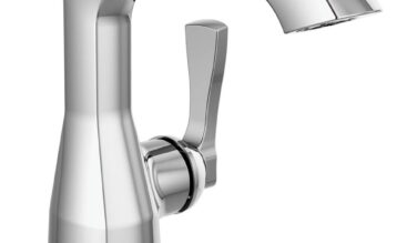Delta faucet Stryke® Single Handle Bathroom Faucet