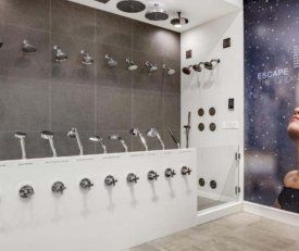 interior shot of kohler naperville of the functioning shower wall