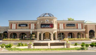 exterior of studio41 naperville location