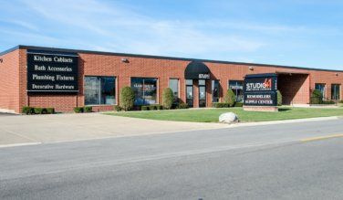 exterior of studio41 schaumburg