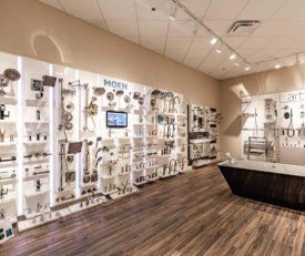 interior shot of studio41 scottsdale and their moon and artos wall