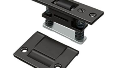Deltana Roller Catch