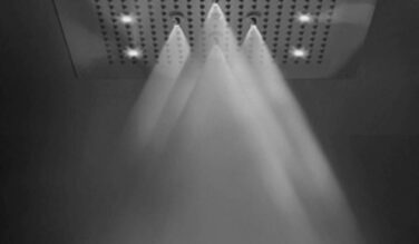 Jaclo 18'' X 23'' Rettango Flat Chromatherapy With 2 Sprays