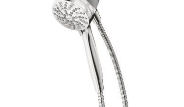 Moen Engage Magnetix 4-inch Six-function Handheld Showerhead With Magnetic Docking System