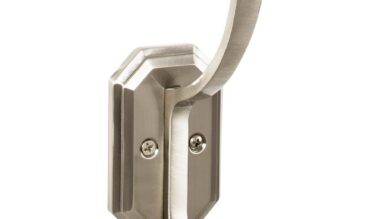 Top knobs Emerald 6 1/4'' Wall Hooks