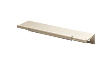 Top knobs Crestview 5'' Center To Center Finger Pull